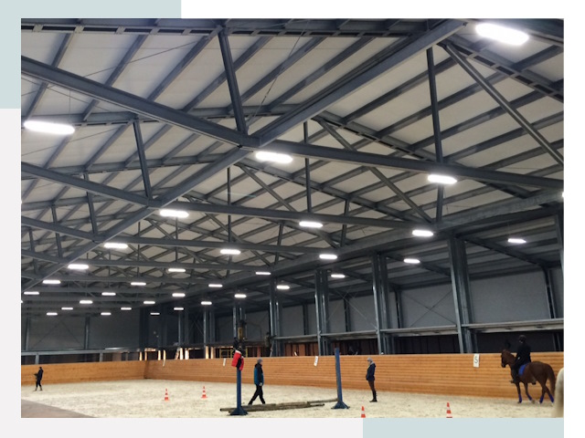 Строительство конных манежей от 612 руб в Красный Сулин